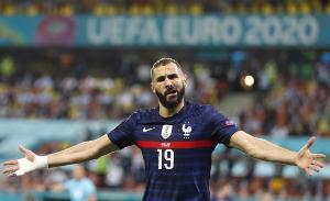 羅滕支持本澤馬和格列茲曼重返法國國家隊(duì)，但另外兩位名宿反對