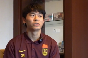 胡荷韜：其實傷病并沒有完全好，再把自己當年輕球員是一種松懈