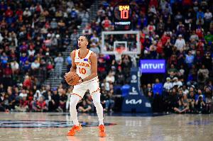 又拉了！里薩謝半場手感全無 7中1&三分4中0僅拿2分