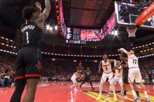 虧到姥姥家！火箭剩0.2秒進攻時間 掘金發(fā)球前犯規(guī)&送火箭1+1