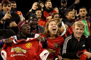 太陽報：曼聯(lián)工作人員抽查客場球迷信息引發(fā)不滿