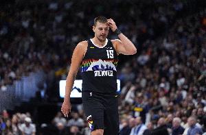 超恩比德！約基奇第21次砍下至少40分10板5助 近55年中鋒球員第一