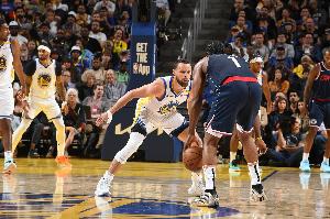 歷史第4！哈登生涯第4次單場10記三分 還比庫里少23次