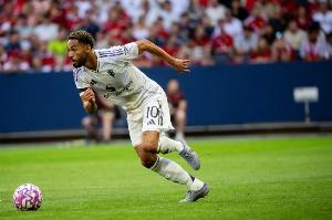 記者：庫(kù)尼亞訓(xùn)練中受傷但問題不大，仍可能出戰(zhàn)埃弗頓