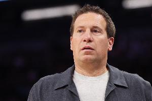 美記：小股東指控太陽老板伊什比亞財務不當 把球隊當私人提款機