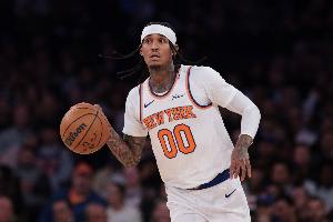 三分一個(gè)不進(jìn)&兩分一個(gè)不丟！克拉克森12中6拿到12分 外線6中0