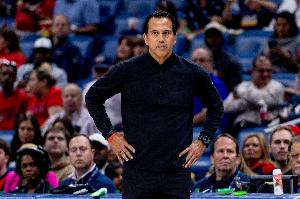 火力不足！首節(jié)熱火全隊(duì)拿到20分 獨(dú)行俠僅19分