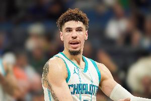 盤(pán)點(diǎn)三球下家：快船梭哈首輪？開(kāi)拓者潛力互換？火箭用老范配平？