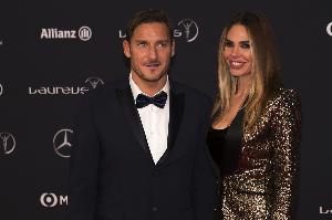 羅體：前妻指控托蒂對(duì)小女兒照顧不周，聽(tīng)證會(huì)將在12月1日舉行