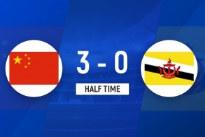 半場-U16國足暫6-0文萊U16 萬項(xiàng)1射2傳鄺兆鐳破門+失點(diǎn)趙松源戴帽