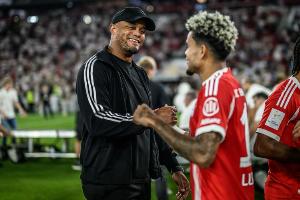 目前德甲斷層第一！TA談孔帕尼重建拜仁：專注細(xì)節(jié)、打造良好氛圍