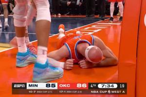 危險(xiǎn)！戈貝爾一肘子拍到卡魯索臉上 后者從空中平拍落地