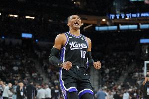 力爭3連勝！國王首發(fā)：威少、拉文、德羅贊、穆雷、尤班克斯