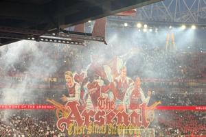 TA談阿森納巨型TIFO：球隊(duì)出資+球迷組織策劃，堅(jiān)持將坎貝爾放C位