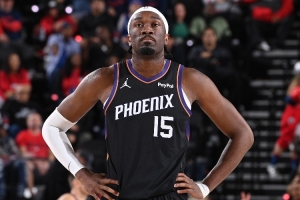 高效輸出！馬威12投9中&罰球5中3 得到21分17板4助3斷1帽