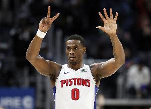 真能搶！杜倫首發(fā)30分鐘 10中4砍下12分16板&搶下6個前場板