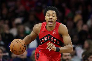 很有沖擊力！巴恩斯12中5&14罰全中砍24分10籃板 其中5個(gè)前場(chǎng)板