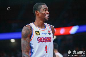 四川男籃：將外籍球員艾德蒙?薩姆納的優(yōu)先續(xù)約權轉(zhuǎn)讓給廣東男籃