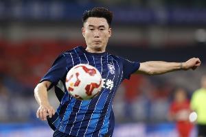 鄂媒：鄧涵文合同年底到期，武漢三鎮(zhèn)應不惜一切代價留住他