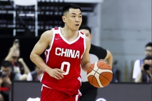 媒體人：中國男籃想打好松弛不下來 高詩巖空籃沒進(jìn)就是一個(gè)縮影