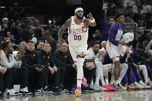 末節(jié)3記三分！羅伊斯·奧尼爾：我就是把握住了空位投籃的機會