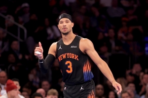 飛沙走石！哈特連續(xù)強攻內(nèi)線打成2+1 幫助尼克斯反超比分