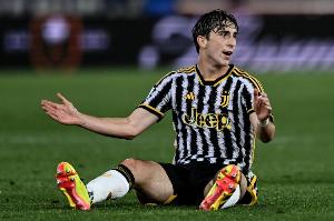 羅馬諾：斯帕萊蒂對(duì)米雷蒂的態(tài)度很滿意，他希望留在尤文競(jìng)爭(zhēng)位置