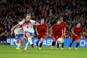 黃健翔：中國女足與歐美整體差距早已無法回避，最大差距身體條件