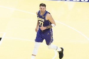 本季曾單場至少19罰球員都有誰？哈登第5人 東里在列 SGA26罰23中