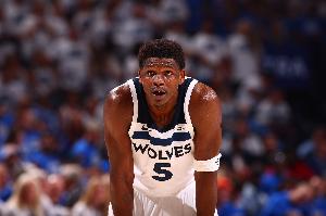 華子0失誤！芬奇：敢出手就難失誤 我們鼓勵他去投籃