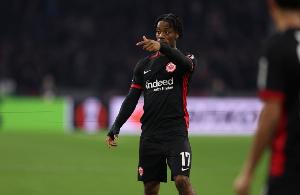 打眼！圖片報(bào)：法鷹2600萬(wàn)簽瓦希24場(chǎng)1球，已無(wú)緣大名單將被拋售