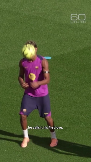 亞馬爾：我沒辦法做個(gè)普通的18歲青年，一出門就有4個(gè)狗仔跟著我