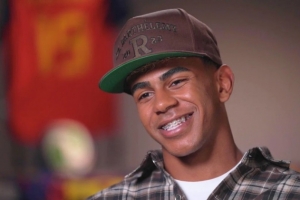 亞馬爾：希望人們看我踢球時能開心，我很喜歡成為明星的感覺