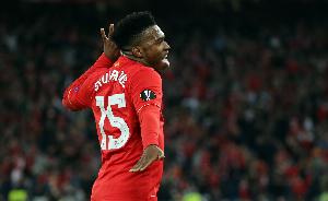 斯圖里奇：詹姆斯像一頭野獸，無論踢中場(chǎng)還是定位球他都游刃有余