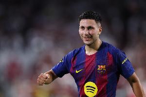 世體：巴德吉已經(jīng)連續(xù)4場(chǎng)比賽沒有登場(chǎng)，但他仍然保持積極心態(tài)