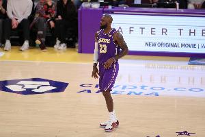 詹姆斯：太陽在能量上肯定比我們高出一籌 我們有些能量不足