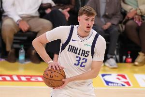 記者：獨(dú)行俠客場擊敗掘金含金量十足 接下來等弗拉格三分回暖