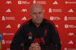 斯洛特：薩拉赫非常自律是頂級(jí)職業(yè)球員 戈麥斯立即能有出色發(fā)揮