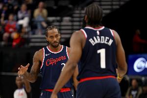 射漏了！本場(chǎng)讓熱火飚中24記三分 是快船隊(duì)史對(duì)手命中第三多比賽