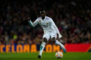 佩杜拉：卡馬文加是利物浦頭號目標(biāo)并愿出6千萬，巴黎曼聯(lián)也有意