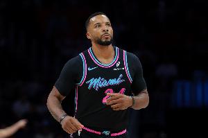 外線手感火熱！熱火上半場三分21中14 命中率比油漆區(qū)還高