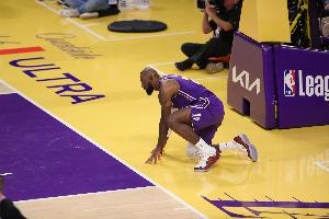 快19年了！上次詹姆斯得分不上雙：KD還沒進(jìn)NBA 弗拉格僅15天大