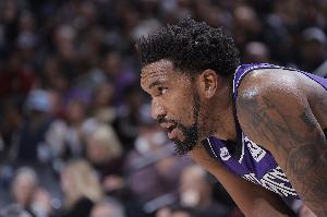 NBA官方：蒙克在對陣灰熊的比賽中假摔 罰款2000刀！