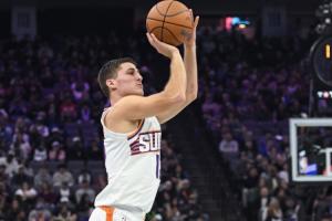 何方神圣！吉萊斯皮連轟3記3分（2記超遠3分） 太陽領先湖人24分