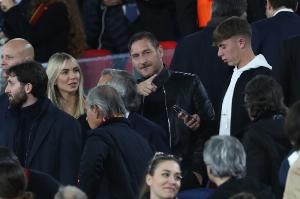 米體曝光前妻噴托蒂對(duì)話：你瘋了嗎？竟讓一個(gè)六歲的孩子獨(dú)自在家