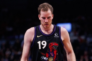 奎克利：珀?duì)柼貭柗浅o(wú)私 他做了很多數(shù)據(jù)體現(xiàn)不出來(lái)的事