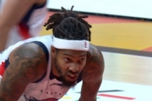 新外援好用！珀塞爾10中7高效拿下21分8板2助3斷