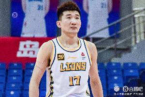 真不攻呀！孫銘徽首節(jié)7分鐘 2中0一分未得 送出5助1斷