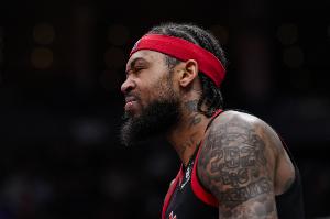 傷退后回歸！英格拉姆17中7得21分6板3助 有4次失誤&正負(fù)值-14