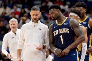 傷缺三周！博雷戈：錫安熱愛(ài)籃球 沒(méi)有人比他更渴望站上賽場(chǎng)